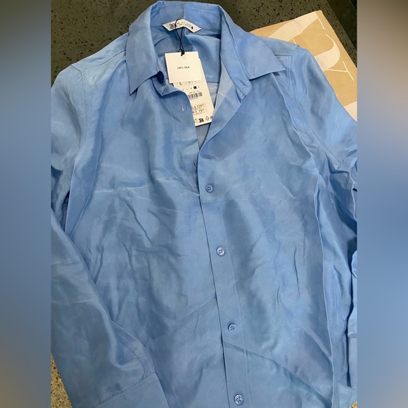 ZARA…100% silk shirt
SLIM ZW COLLECTION - Picture 16 of 17